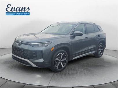 New 2025 Volkswagen Tiguan SE