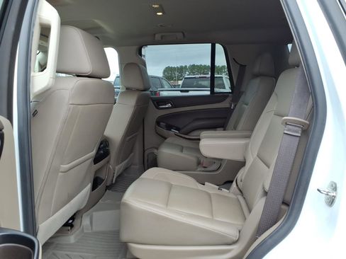Used 2020 Chevrolet Tahoe LT w/ Luxury Package image 22