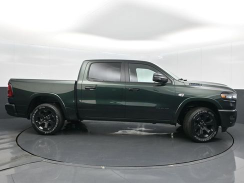 New 2026 RAM 1500 Big Horn w/ Night Edition AWD/4WD image 8