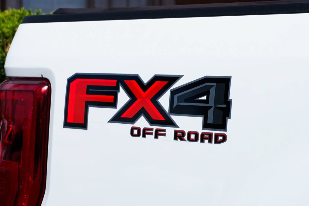 Used 2019 Ford F250 Lariat w/ Lariat Ultimate Package AWD/4WD image 48