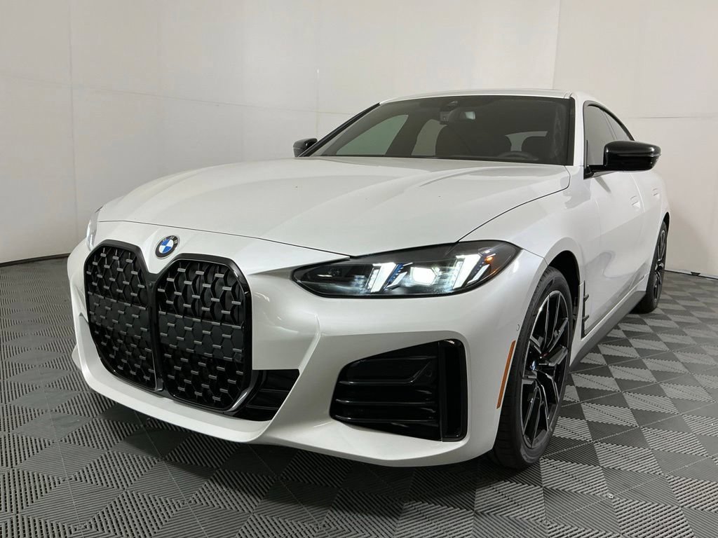 New 2026 BMW 430i w/ M Sport Package RWD image 2