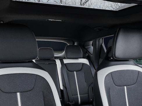 Certified 2025 Kia EV6 GT-Line image 36