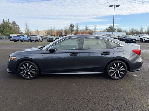Used 2022 Honda Civic EX image 5