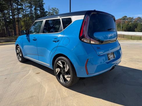 Used 2023 Kia Soul GT-Line image 3