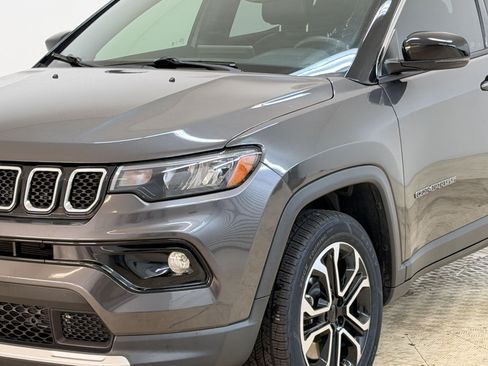 Used 2023 Jeep Compass Limited AWD/4WD image 26