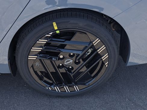 New 2026 Nissan Sentra SR image 7