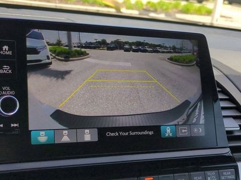 New 2026 Honda Odyssey Touring image 19