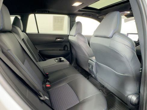 Used 2025 Toyota Corolla Cross AWD Hybrid image 28