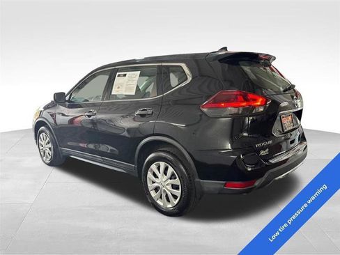 Used 2019 Nissan Rogue S AWD/4WD image 7