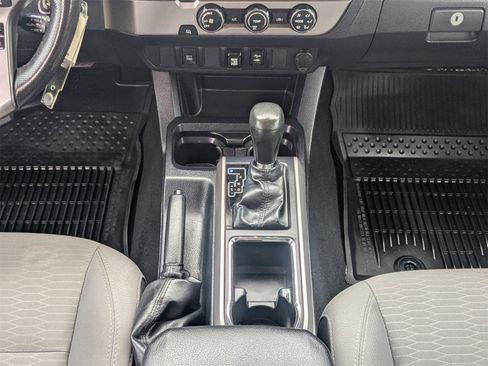 Used 2019 Toyota Tacoma SR5 image 19