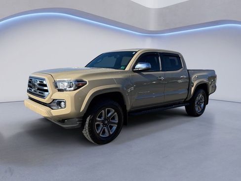 Used 2019 Toyota Tacoma Limited image 7