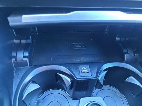 Used 2023 BMW i4 eDrive35 w/ Premium Package image 31