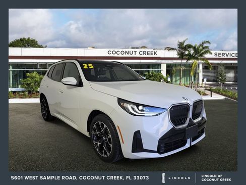 Used 2025 BMW X3 xDrive30i AWD/4WD image 1