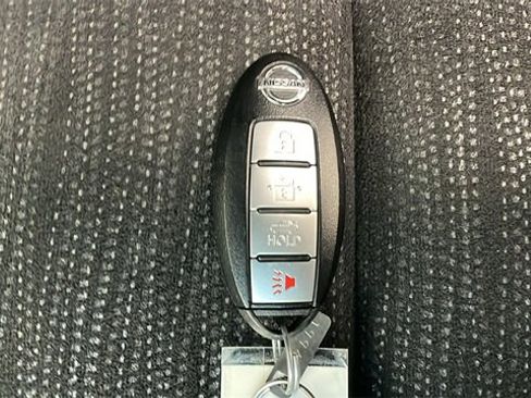 Used 2012 Nissan Altima 2.5 S w/ 20th Anniversary Pkg image 34