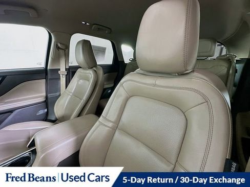 Certified 2022 Lincoln Corsair AWD w/ Equipment Group 101A image 23