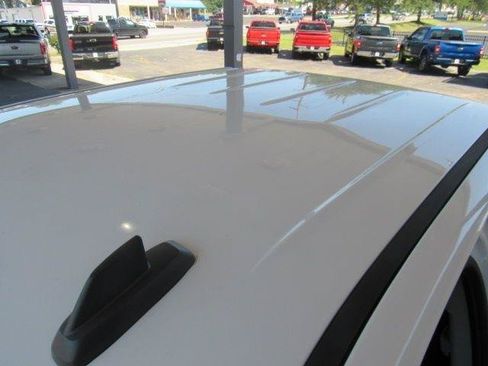 Used 2016 GMC Sierra 1500 SLT AWD/4WD image 9