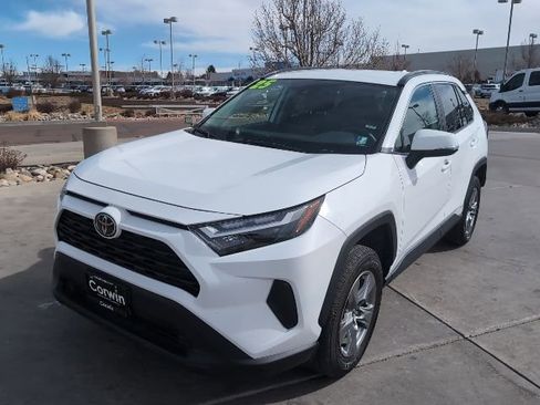 Used 2025 Toyota RAV4 XLE image 3