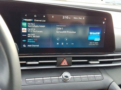 Used 2022 Hyundai Elantra Limited w/ Cargo Package image 16