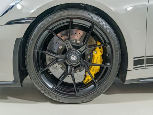 Used 2023 Porsche 911 GT3 RWD image 12