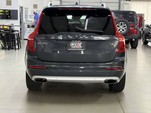 Used 2016 Volvo XC90 T6 Momentum w/ Momentum Plus Package AWD/4WD image 3
