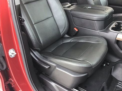 Used 2020 Chevrolet Silverado 1500 LT Trail Boss image 12