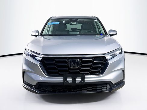 Certified 2025 Honda CR-V LX image 3