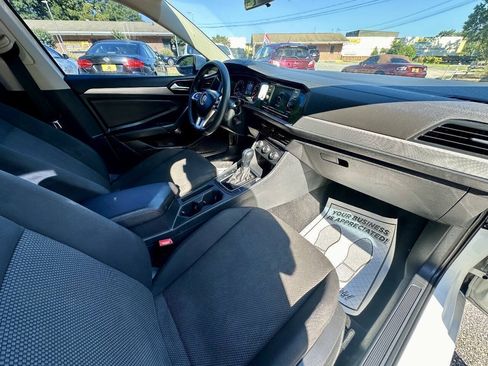 Used 2019 Volkswagen Jetta S FWD image 18
