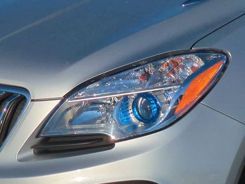 Used 2014 Buick Encore FWD image 11