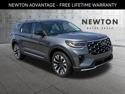 New 2026 Ford Explorer Platinum w/ LUX Leather Package AWD/4WD image 1