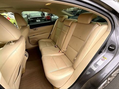 Used 2013 Lexus ES 350 image 25