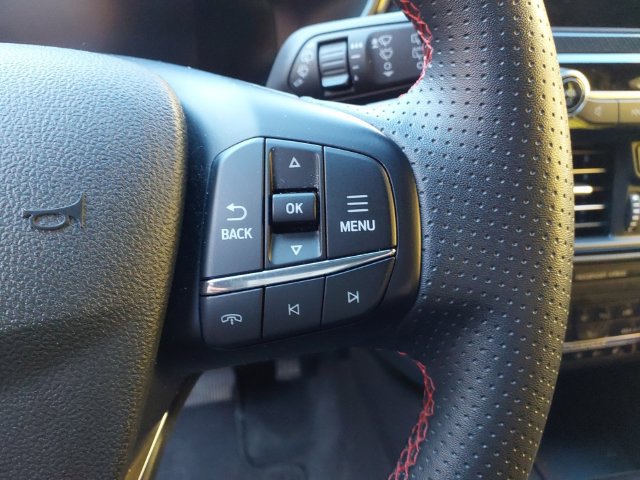 Used 2025 Ford Escape ST-Line Select AWD/4WD image 20