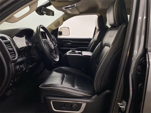 Used 2019 RAM 1500 Laramie image 13