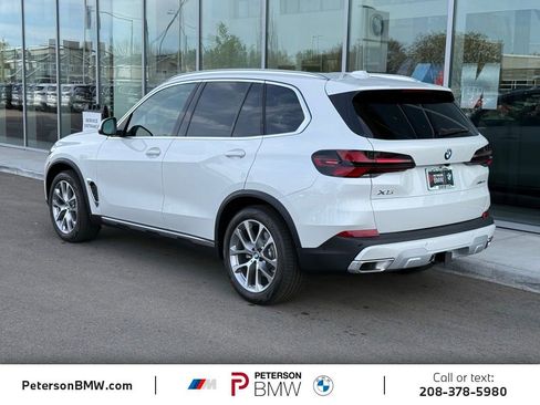 New 2026 BMW X5 xDrive40i AWD/4WD image 3