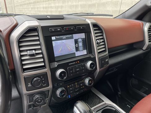 Used 2018 Ford F150 Platinum w/ Technology Package AWD/4WD image 27