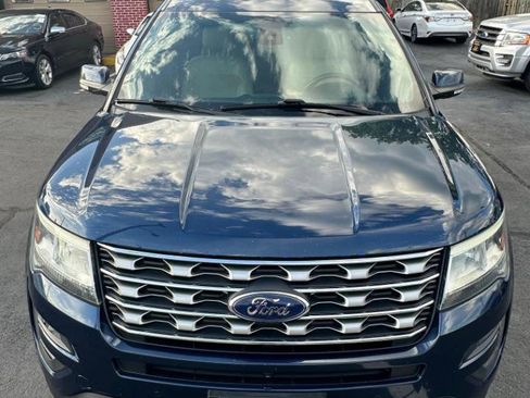 Used 2016 Ford Explorer Limited w/ Equipment Group 301A AWD/4WD image 9
