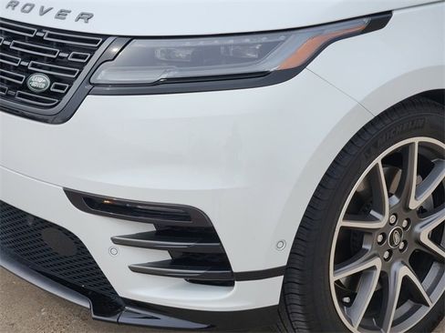 Used 2026 Land Rover Range Rover Velar Dynamic SE image 8