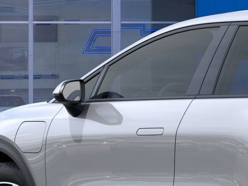 New 2026 Chevrolet Equinox EV LT image 14