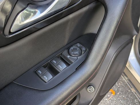 Used 2020 Chevrolet Blazer RS image 18