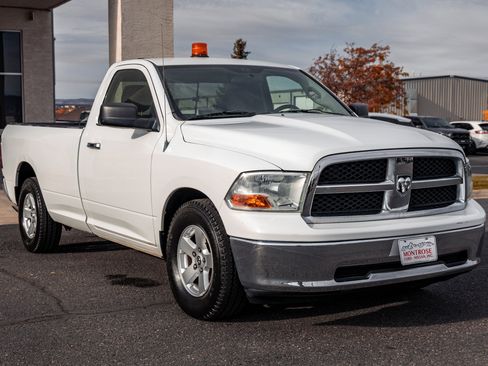 Used 2012 RAM 1500 Classic SLT image 3