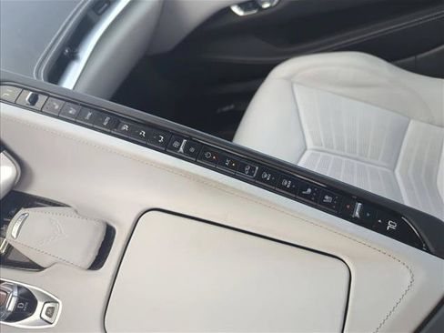 Used 2022 Chevrolet Corvette Stingray Premium Cpe w/ Z51 Performance Package RWD image 23