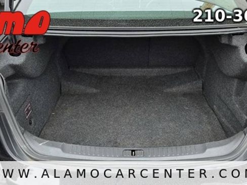 Used 2016 Chevrolet Malibu LTZ FWD image 24