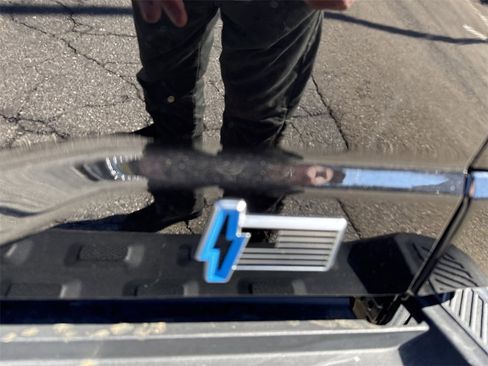 Used 2025 Ford F150 Lightning Lariat image 21