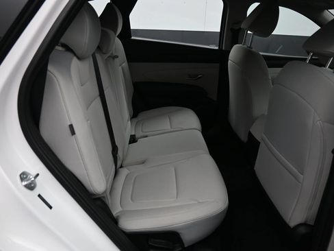 Certified 2025 Hyundai Tucson SE AWD/4WD image 23