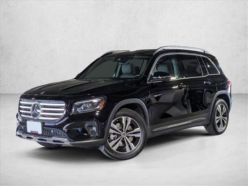 Certified 2025 Mercedes-Benz GLB 250 image 5