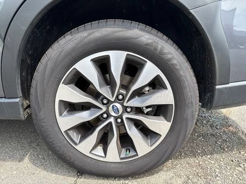 Used 2025 Subaru Outback Limited AWD/4WD image 19