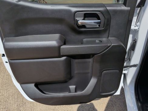 New 2026 Chevrolet Silverado 1500 Custom w/ LPO, Dark Essentials Package image 29