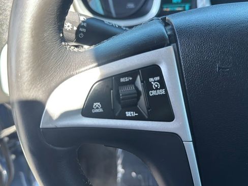 Used 2017 Chevrolet Equinox LT w/ Convenience Package FWD image 25