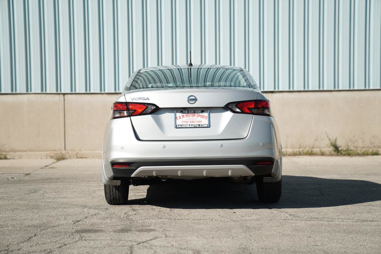 Used 2020 Nissan Versa S FWD image 12
