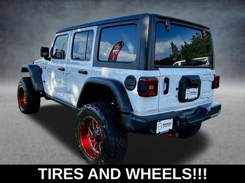 Used 2024 Jeep Wrangler Unlimited Rubicon AWD/4WD image 4
