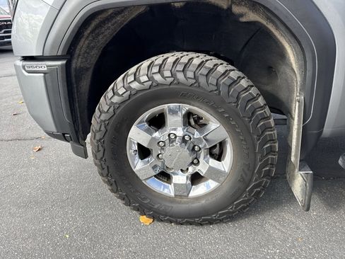 Used 2024 GMC Sierra 3500 Denali w/ Denali Reserve Package image 15